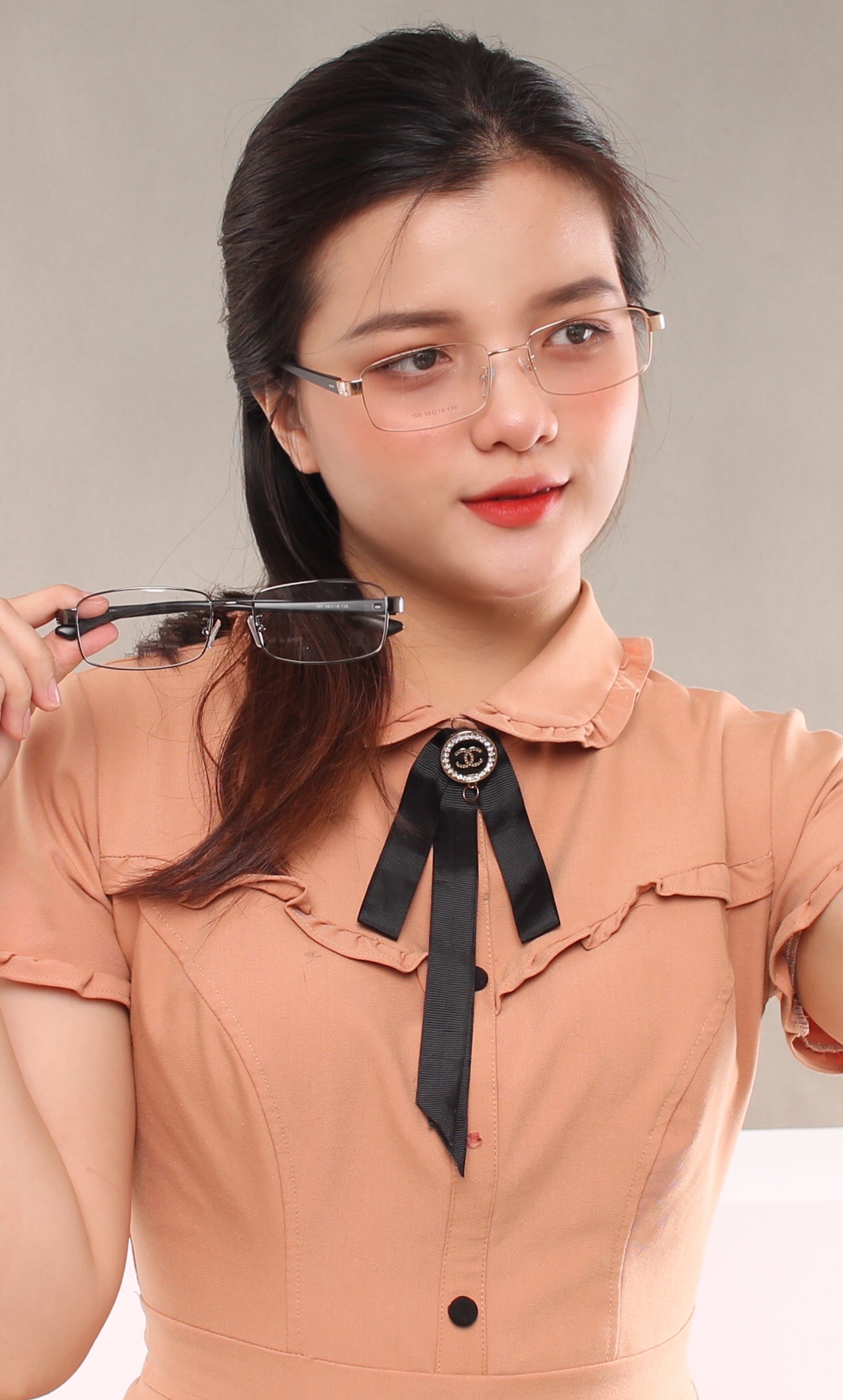 GỌNG KÍNH HỢP KIM SIÊU NHẸ HỢP THỜI TRANG – HÀNG CHÍNH HÃNG 305