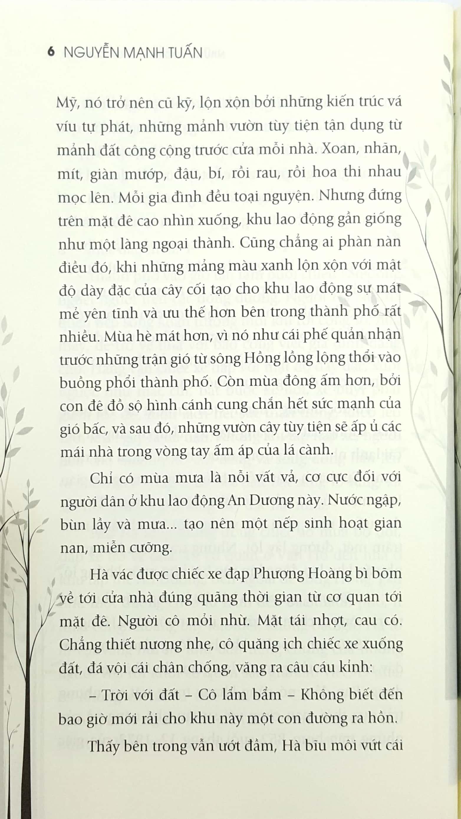 Những Khoảng Cách Còn Lại