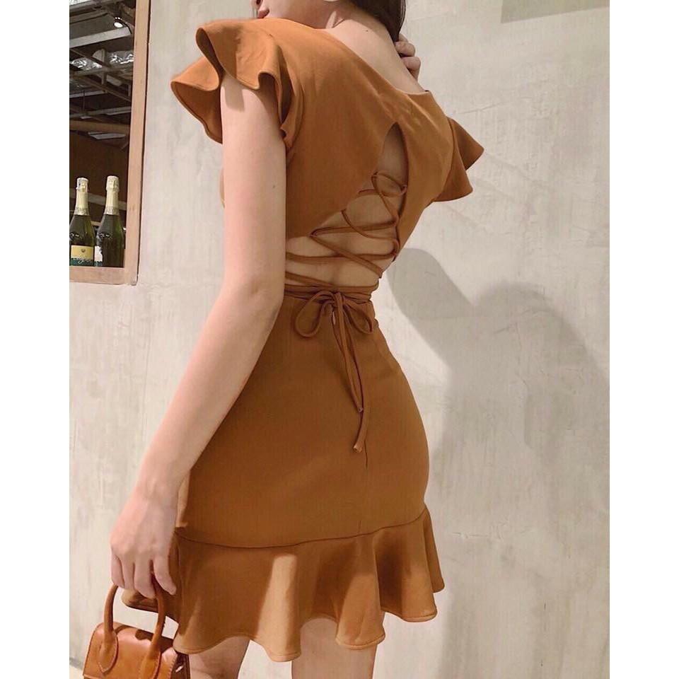 Váy hở lưng body thiết kế xinh xắn