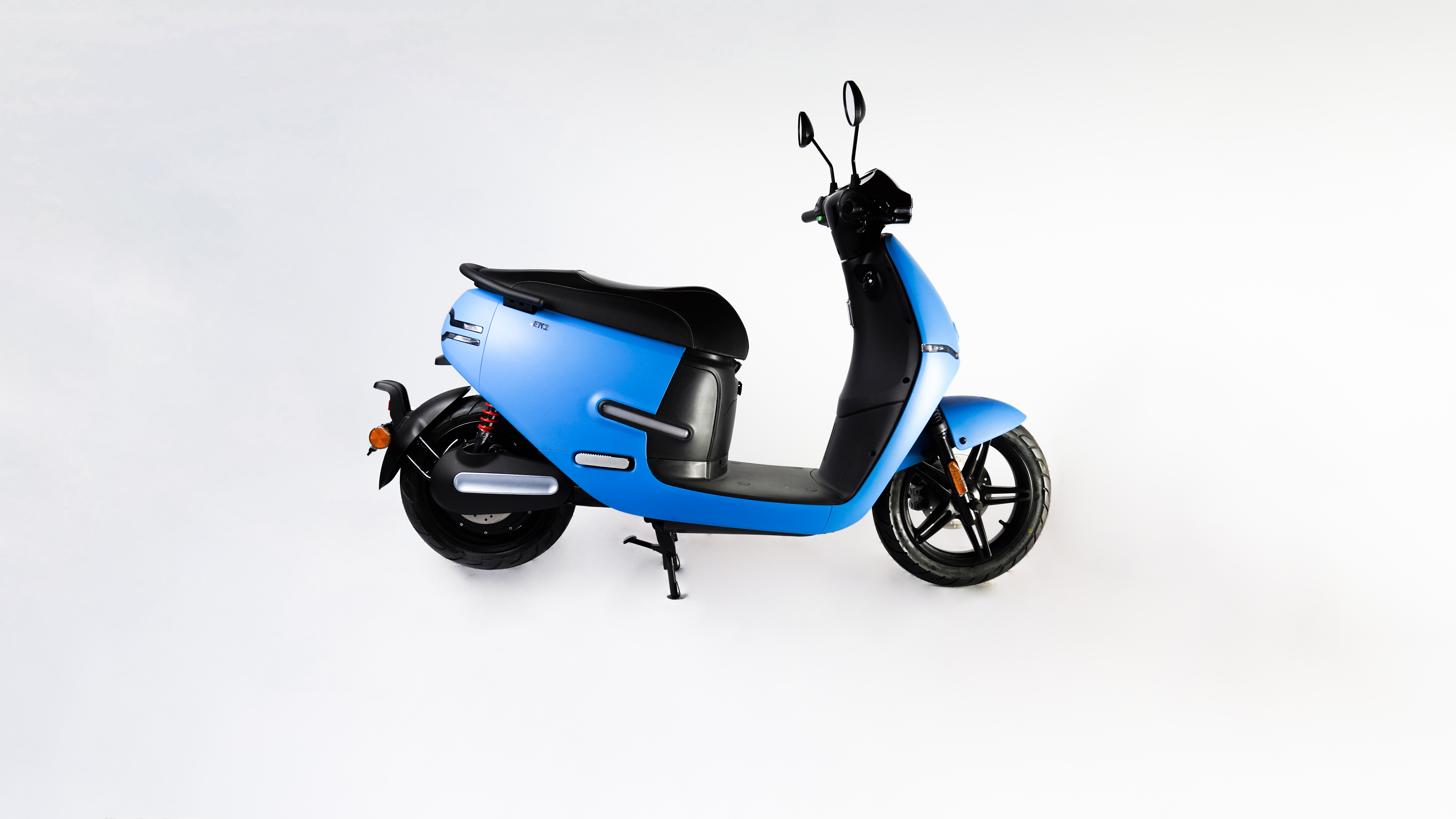 XE MÁY ĐIỆN HORWIN EK1