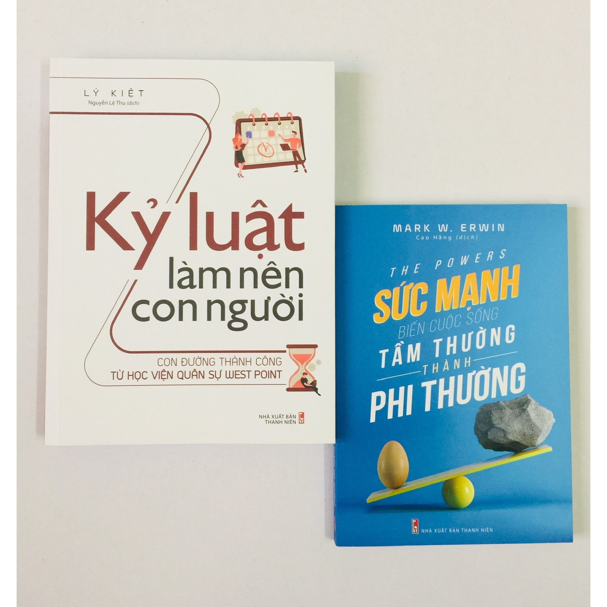 Combo: Kỷ Luật Làm Nên Con Người + Sức Mạnh Biến Cuộc Sống Tầm Thường Thành Phi Thường