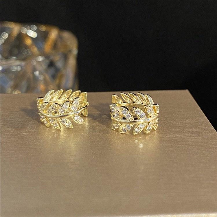 Khuyên tai bạc nữ Tlee, Bông tai lá tròn đính đá cao cấp- TleeJewelry