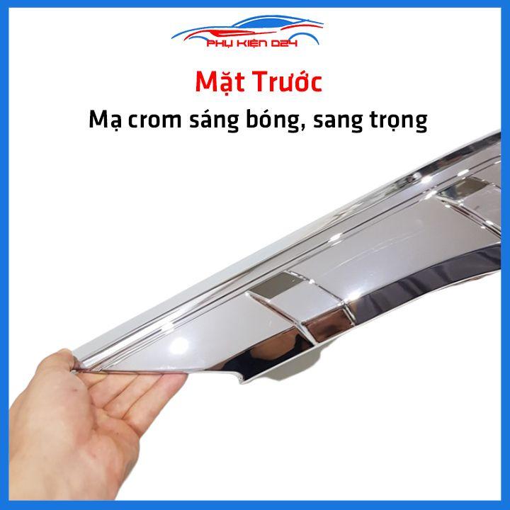 Ốp trang trí mặt ca lăng, calang Camry 2019-2020 ốp phía dưới nắp capo trang trí làm đẹp xe