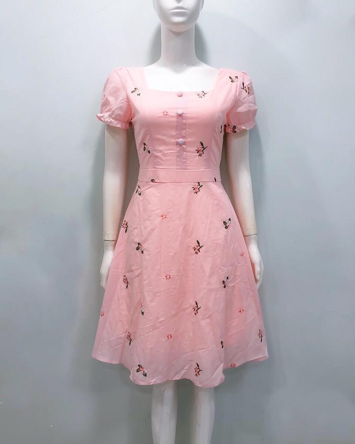 Đầm xòe nữ thiết kế