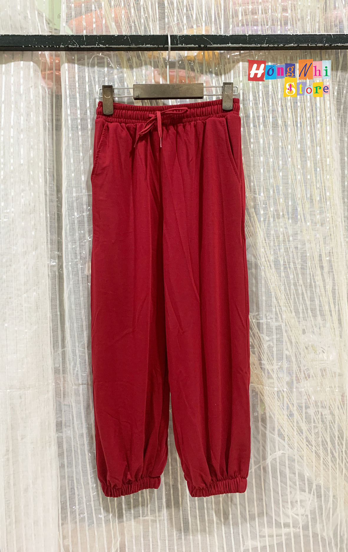 Quần Jogger Lưng Thun Trơn Dài Bo Lai Dáng Rộng Màu Đỏ - Jogger Long Basic Pant Unisex - MM