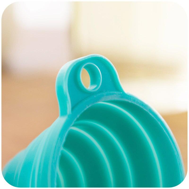 1pc Folding Mini - telescopic Funnel Household Silicone Oil Spill Kitchen Trumpet Liquid Oil Funnel