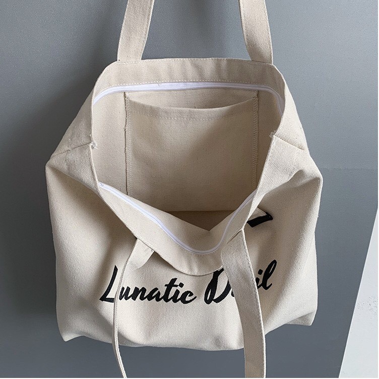 Túi Tote Nữ Thời Trang Hàn Quốc Vải Bố Canvas Màu Kem Dạng Đeo Vai Có Khóa Kéo Ngăn Phụ Trong Đựng Macbook, Laptop. Phụ Kiện Đi Làm Văn Phòng Đi Học Chơi Du Lịch Dã Ngoại Phượt