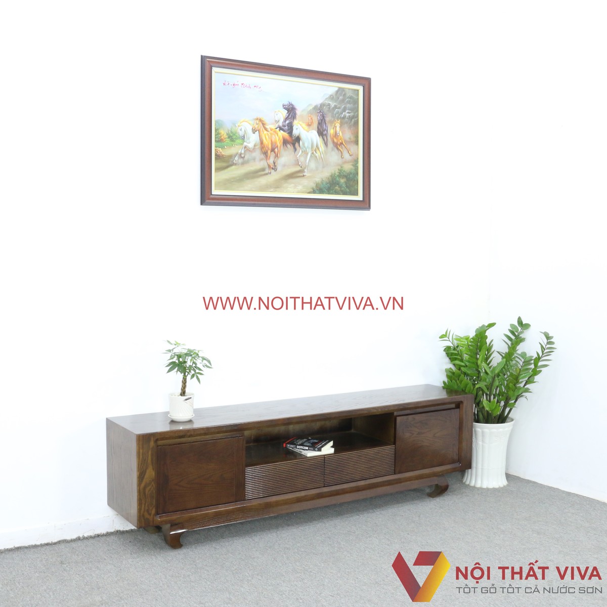 Kệ Tivi Gỗ Sồi Nga Màu Óc Chó Chân Xoắn Mẫu Mới Đẹp