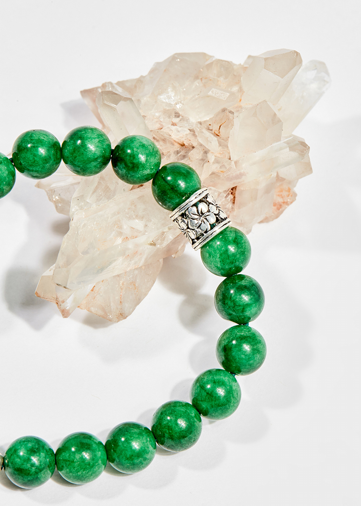 Vòng tay phong thủy nữ đá cẩm thạch sơn thủy charm ong 8mm mệnh hỏa , mộc - Ngọc Quý Gemstones