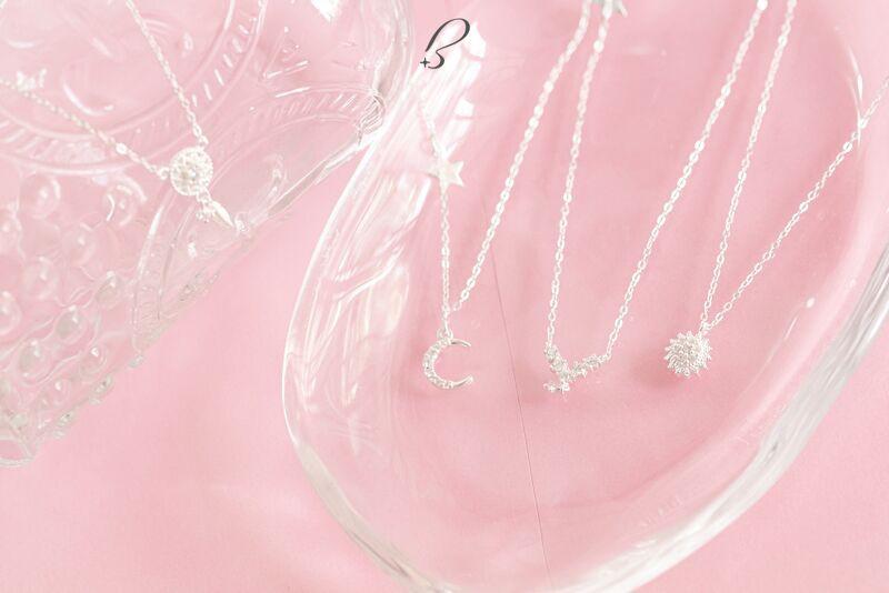 Vòng cổ Bling It ánh sáng mặt bạc đính đá BIVC242
