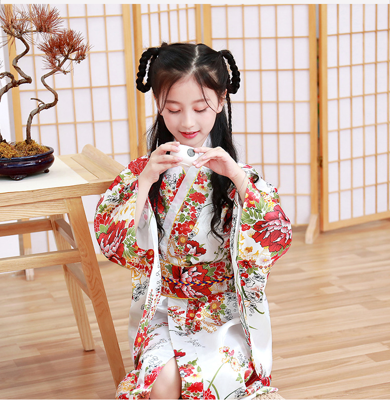 Kimono cho bé gái từ 19-32 kg