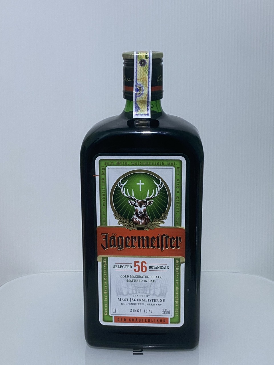 Rượu thảo mộc jagermeister 700ml 35% xuất xứ Đức