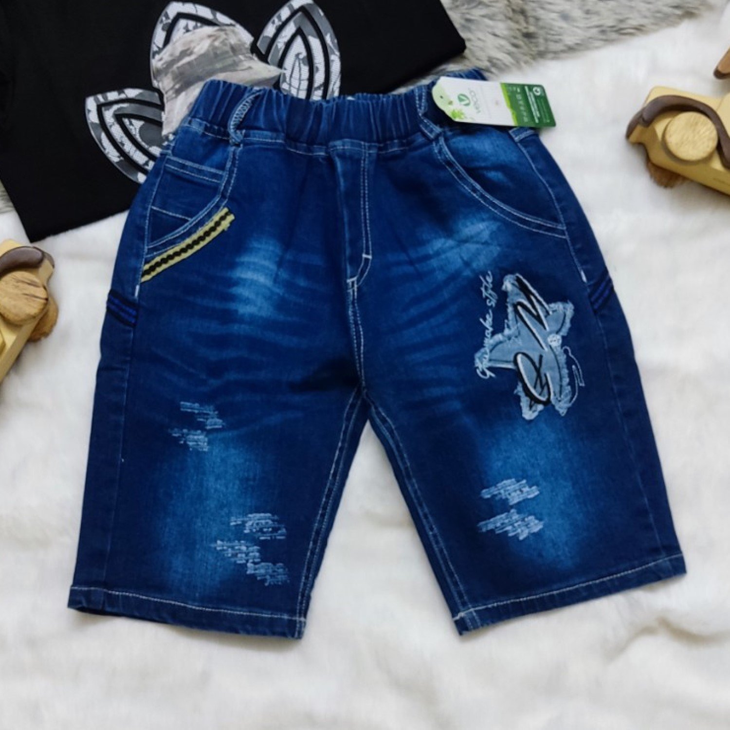 K0003418 Bộ áo thun quần jean lửng bé trai