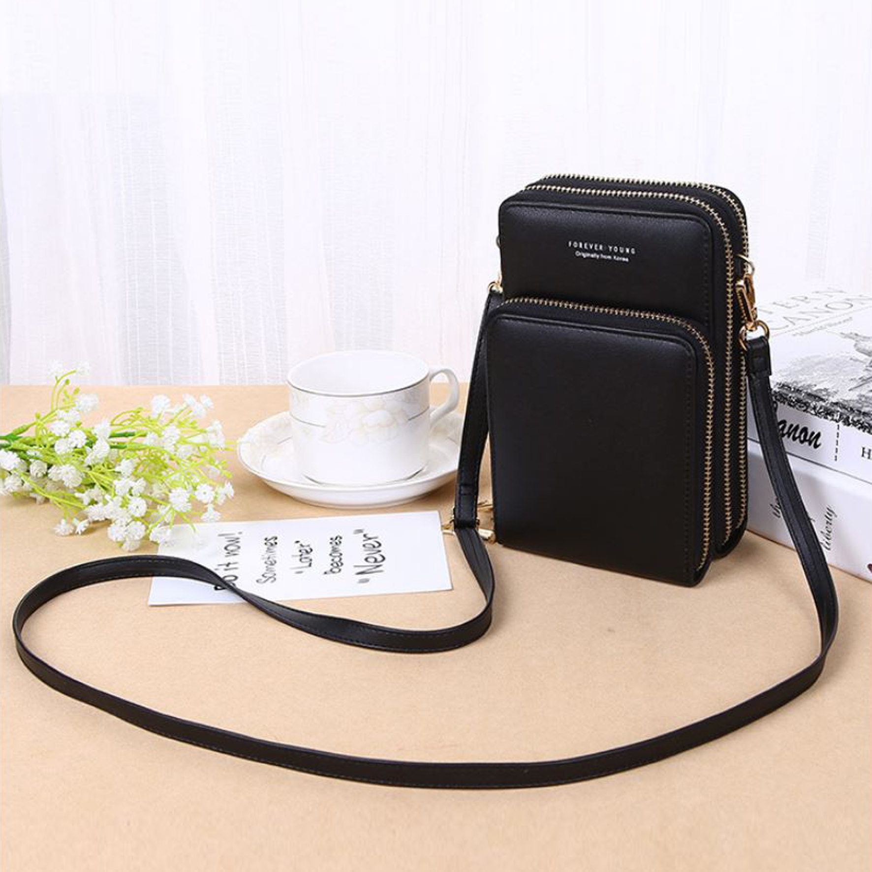 Túi Đeo Chéo Nữ Dáng Vuông FOREVER YOUNG Nhiều Ngăn Đựng Điện Thoại, Đựng Tiền Siêu Tiện Dụng – Đen
