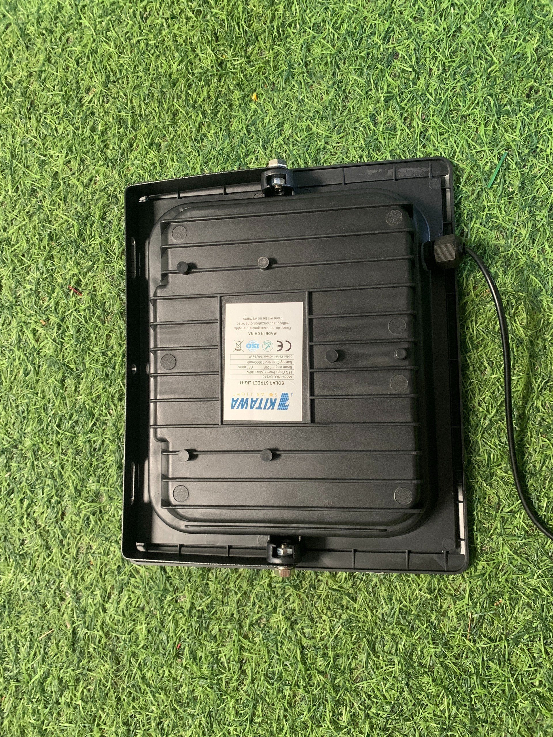 DP140 Đèn Pha Năng Lượng Mặt Trời 40W Kitawa