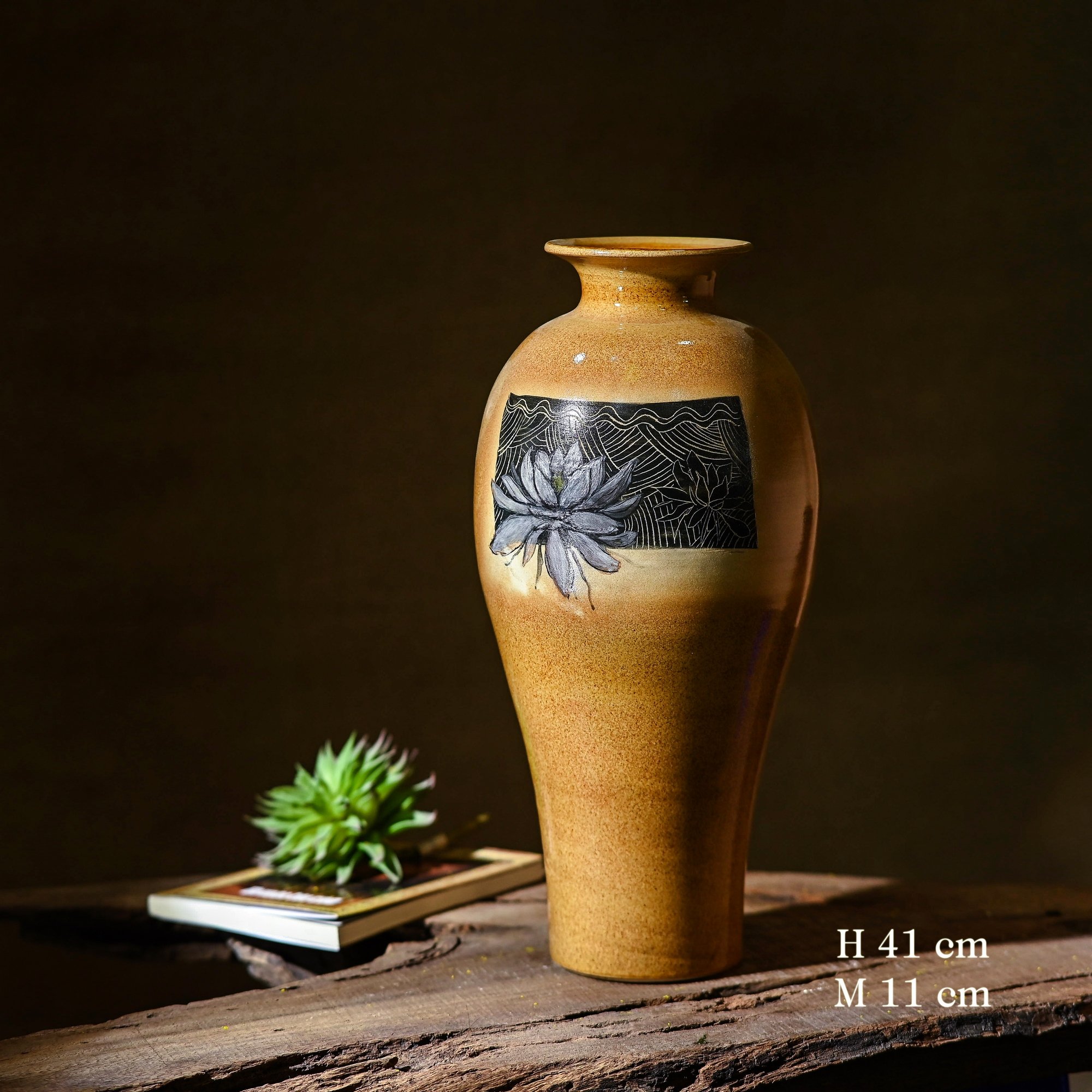 Lọ hoa gốm sứ Bát Tràng cao cấp vuốt tay độc bản vẽ tay mẫu 43