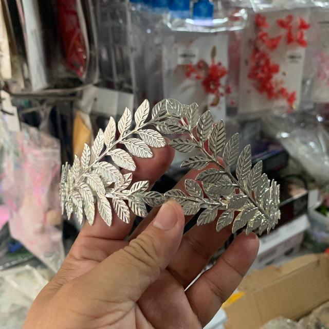 Vương miện cô dâu lá mẫu mới 2021