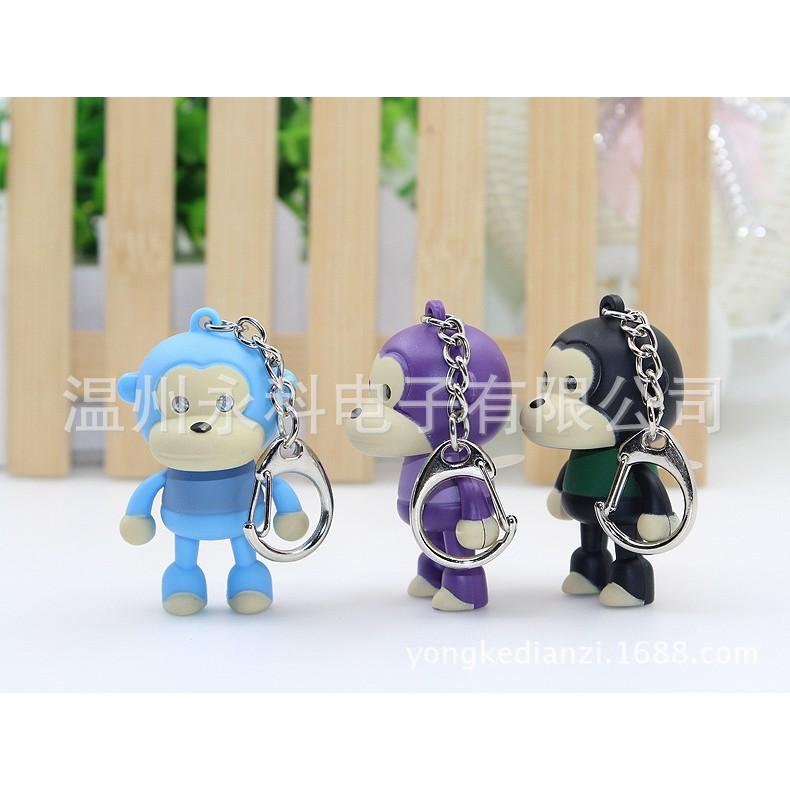 Móc khóa chú khỉ con phát sáng bằng pin mã WQY20 E4289