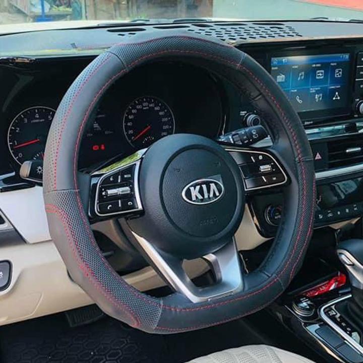 Bọc vô lăng D cut xe ô tô Renault Kwid volang Dcut da cao cấp - OTOALO