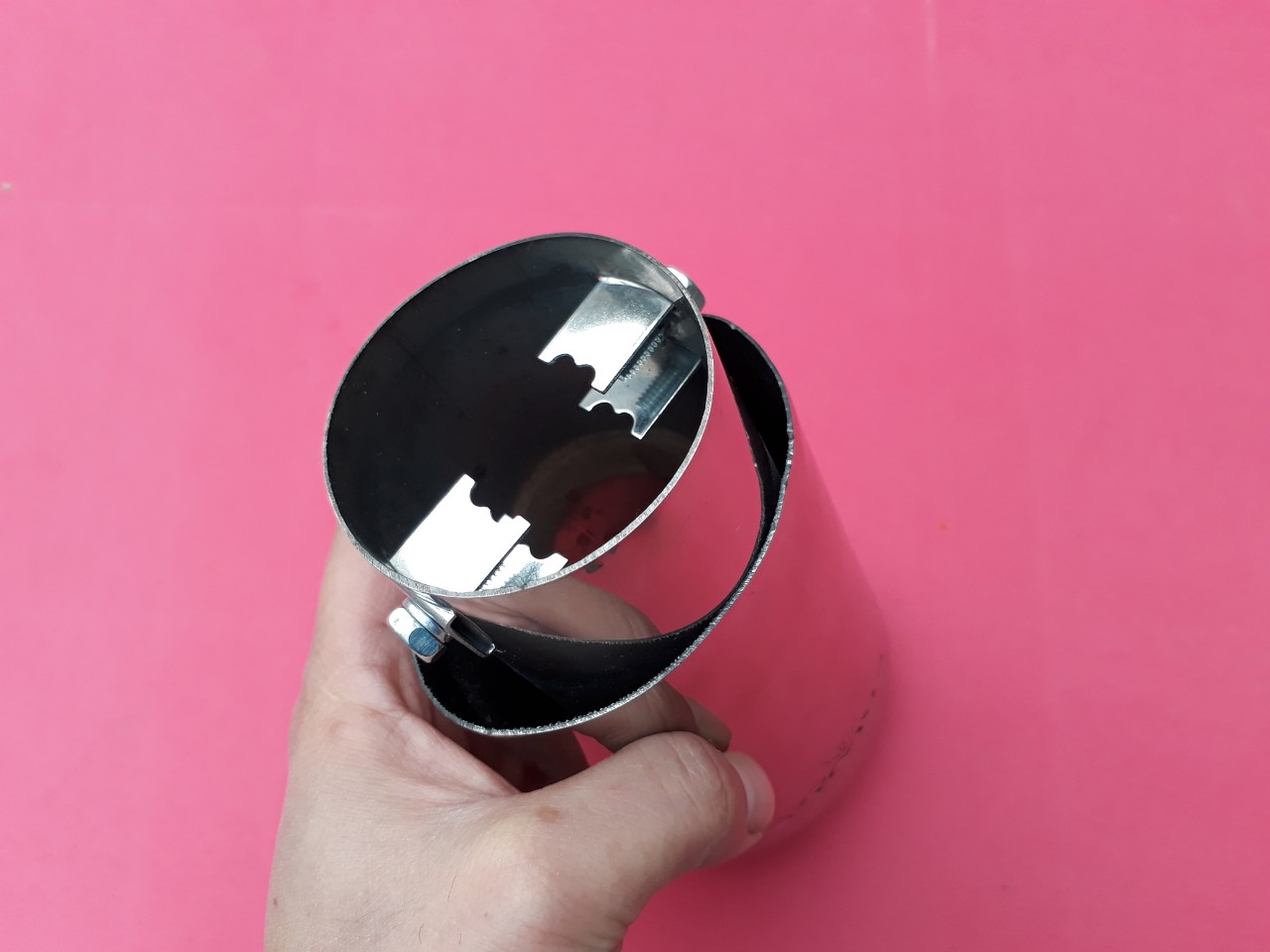 Chụp đuôi bẹp cho pô ống xả ô tô 7 chỗ (Đường kính lắp 6.5 cm)