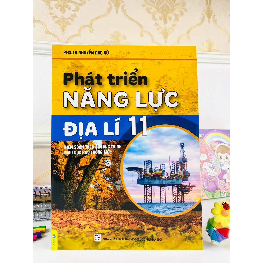 Sách - Combo 2 cuốn Bồi dưỡng học sinh giỏi Địa Lí 11 + Phát triển năng lực Địa Lí 11