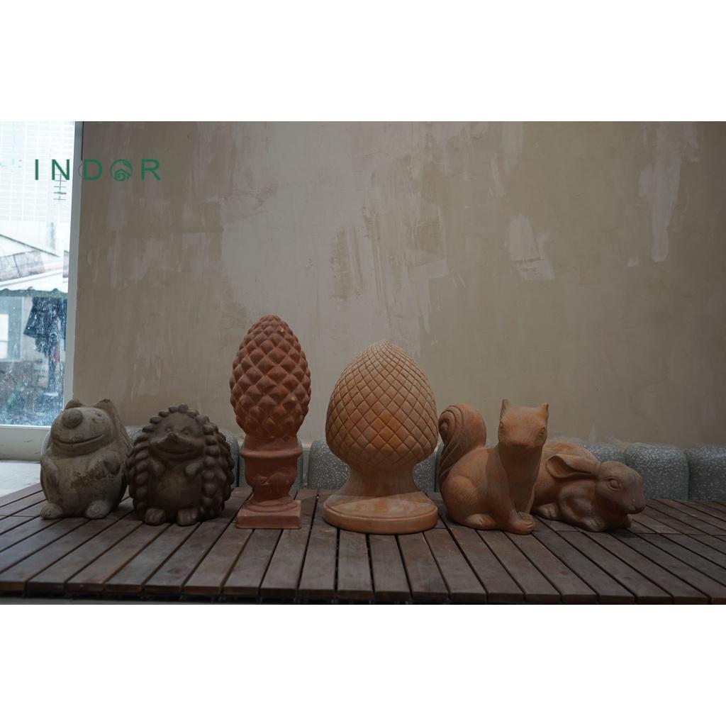 Tượng nhím tai nhọn trang trí vườn chất liệu đất nung terracotta Tượng decor trang trí nội ngoại thất