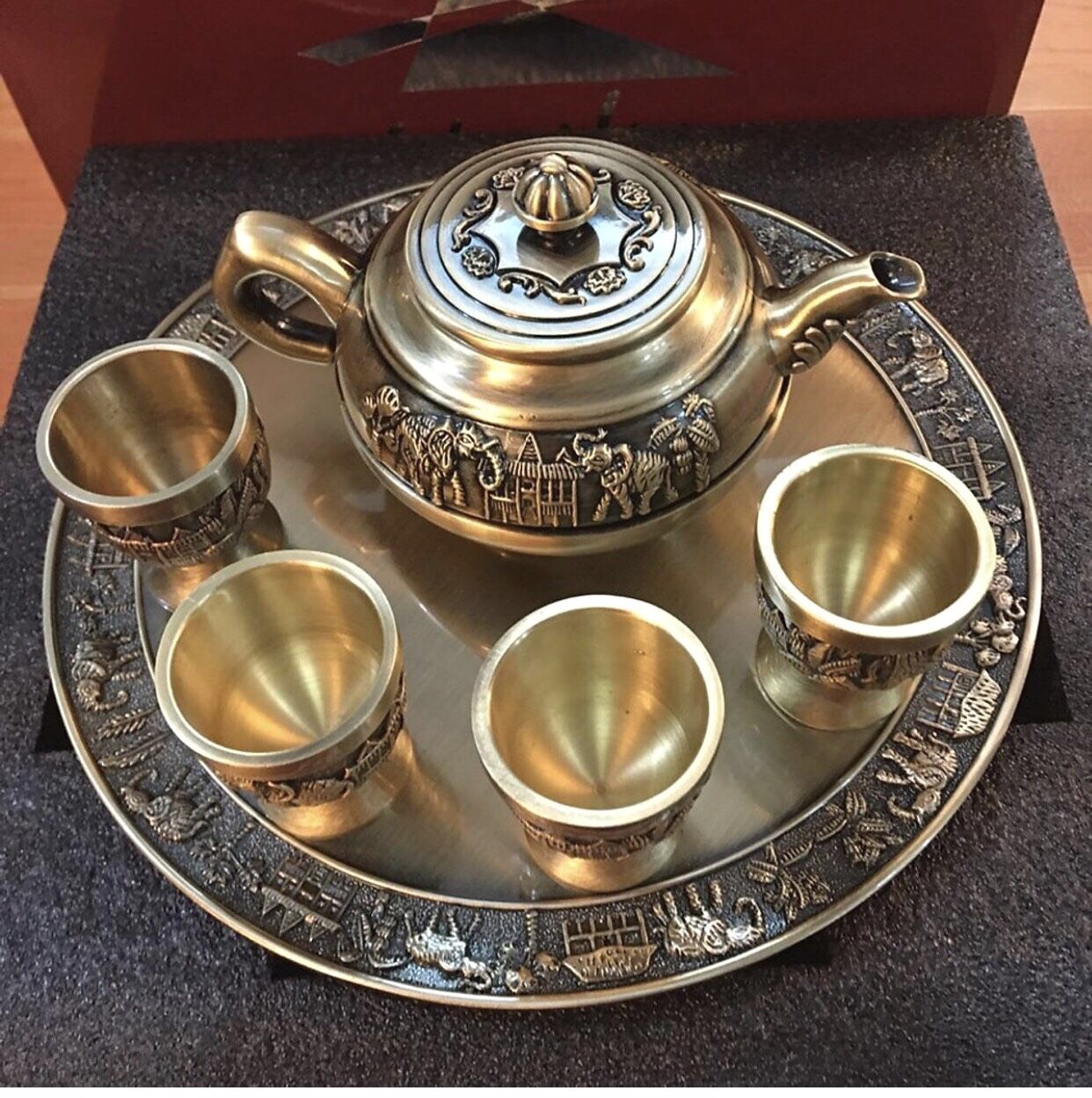 Bộ ấm trà Cúng bằng đồng hai màu KH607