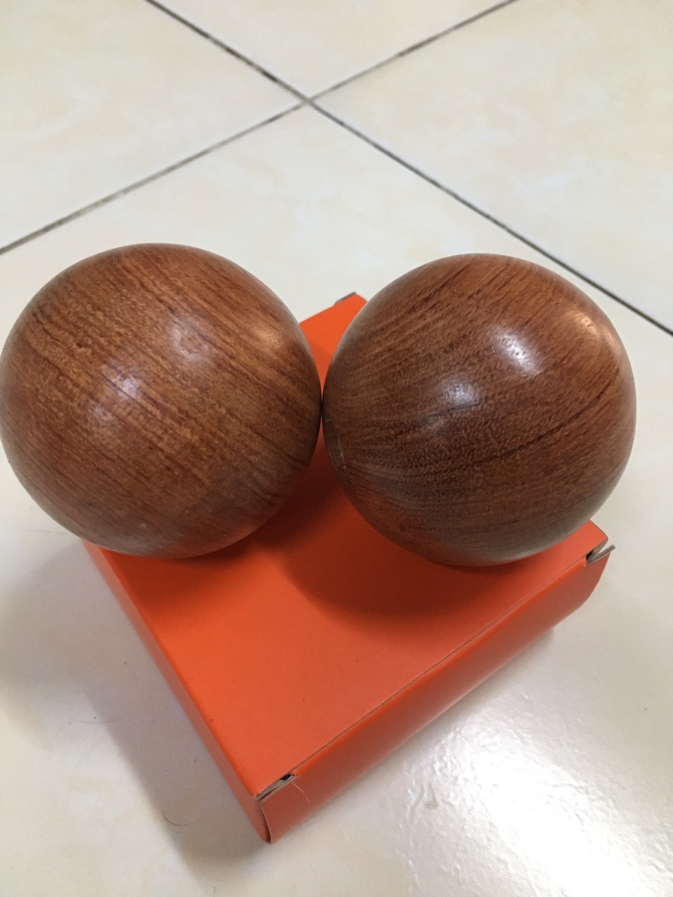 Bi lăn tay gỗ Hương hạt 5cm - Sản phẩm cho sức khoẻ
