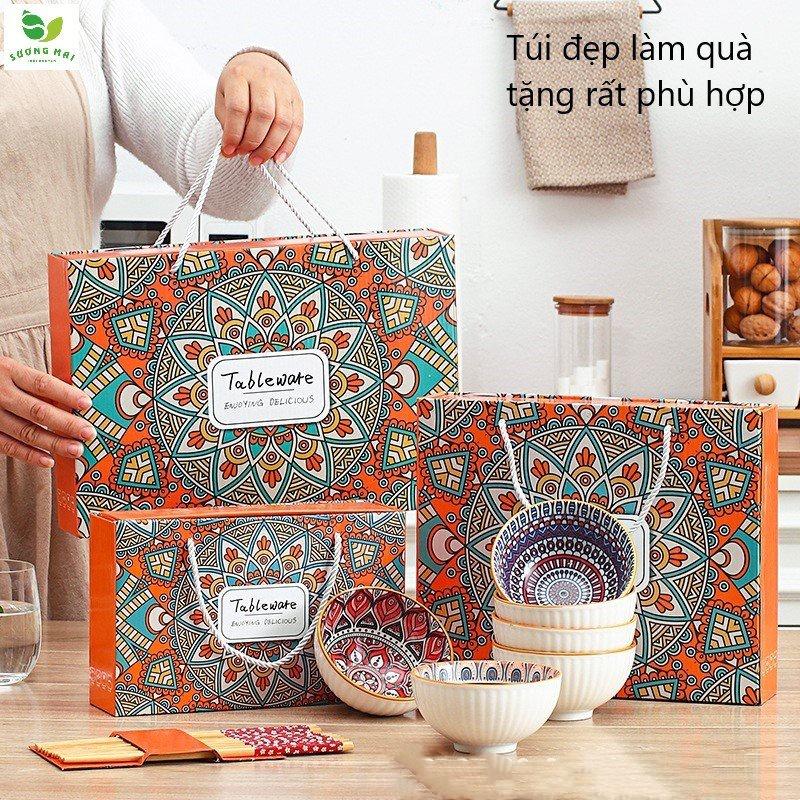 Bộ 6 bát ăn bằng gốm và 6 đôi đũa bằng gỗ