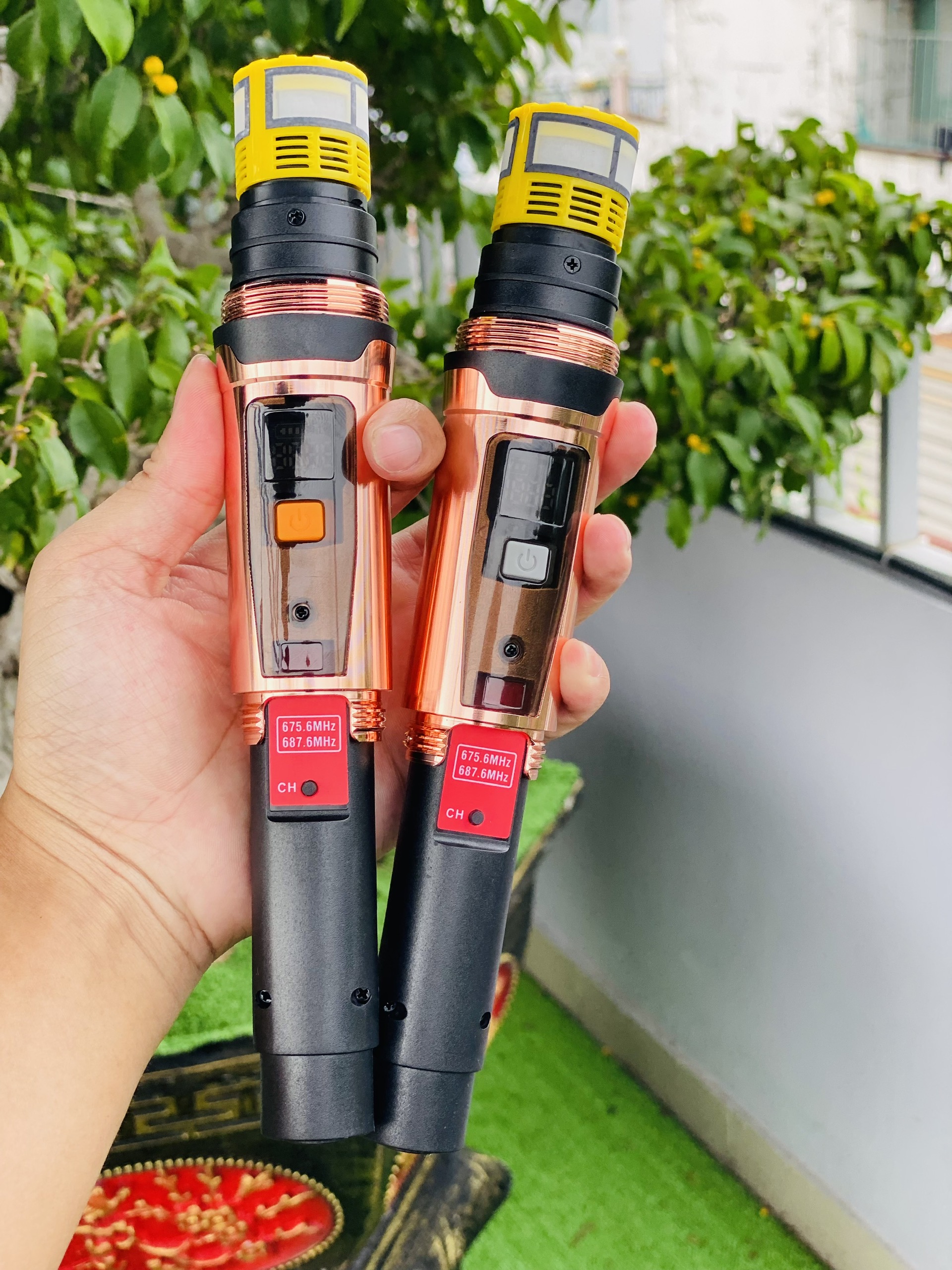 Loa Karaoke Xách Tay L2 Pro Công Suất 600W  Bass Đôi 25 Kèm 2 Micro Không Dây Hợp Kim Hát Nhẹ Âm Sâu Hàng Nhập Khẩu