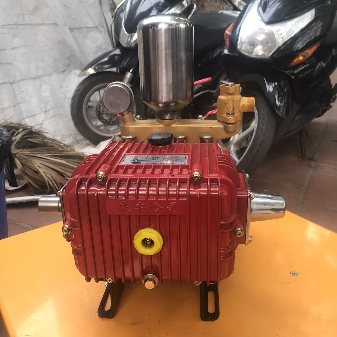 Đầu Phun Xịt Jetman 7.5Hp JM-138