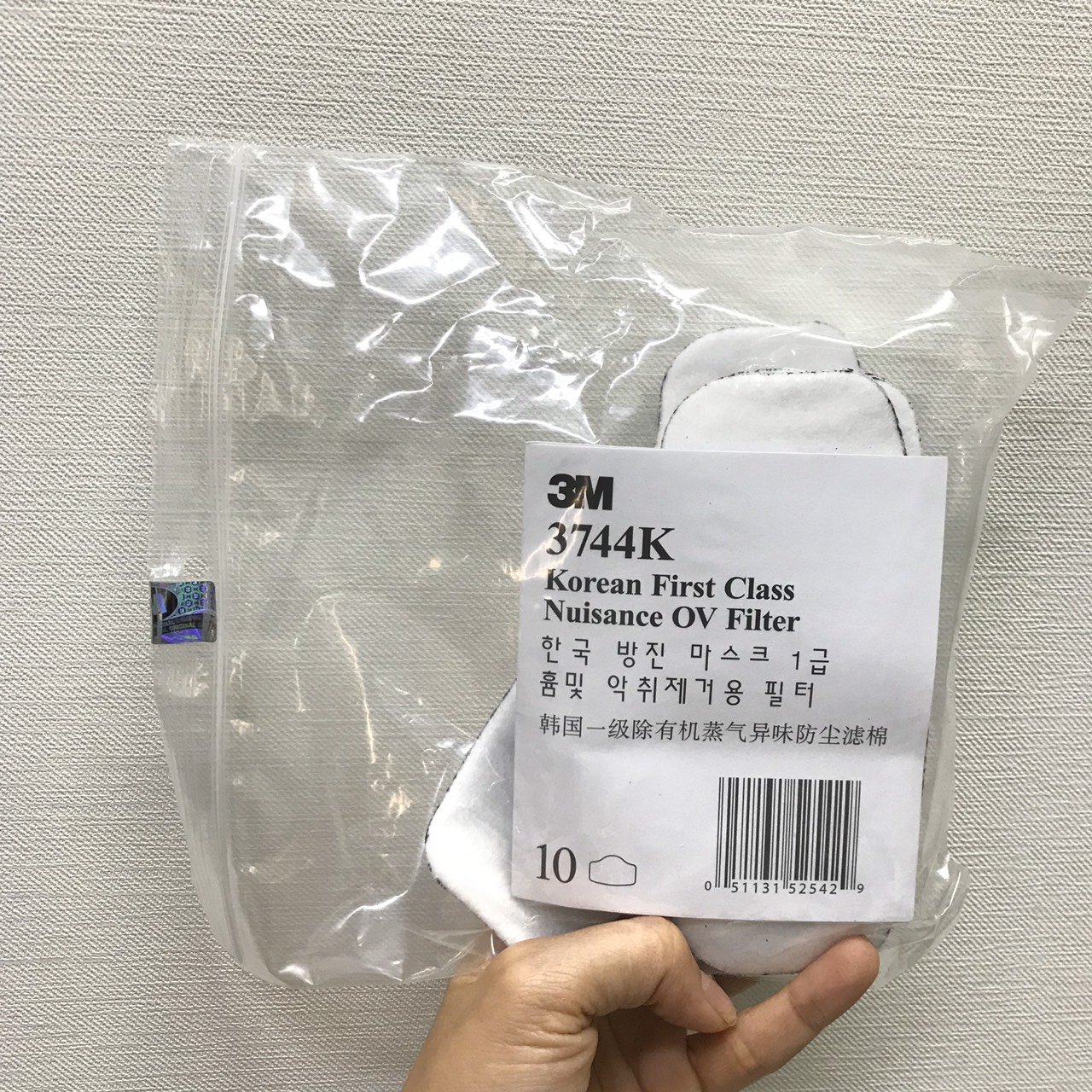 Bông lọc bụi hóa chất 3M 3744K lọc bụi hơi hữu cơ khói hàn , thường kết hợp với mặt nạ 3200, HF52