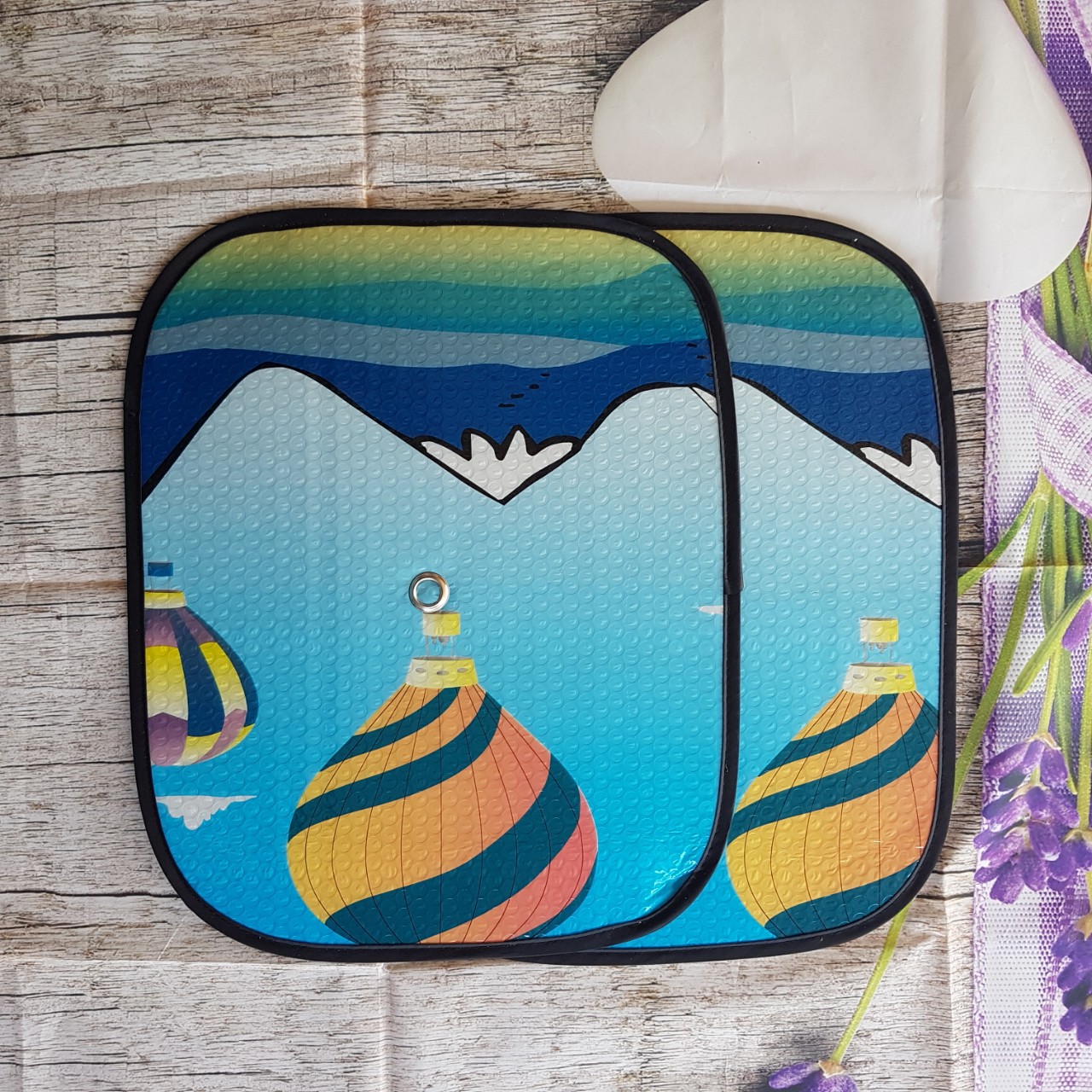 Bộ 4 tấm che chống nắng cho cửa sổ ô tô họa tiết ngẫu nhiên