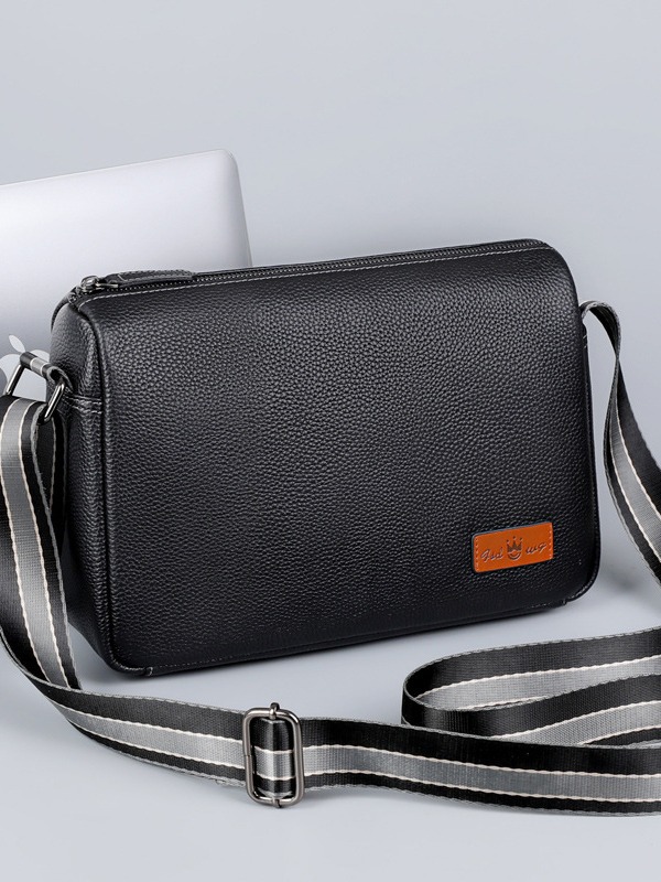 Túi đeo chéo nam DA BÒ THẬT - BEE GEE DCN9426