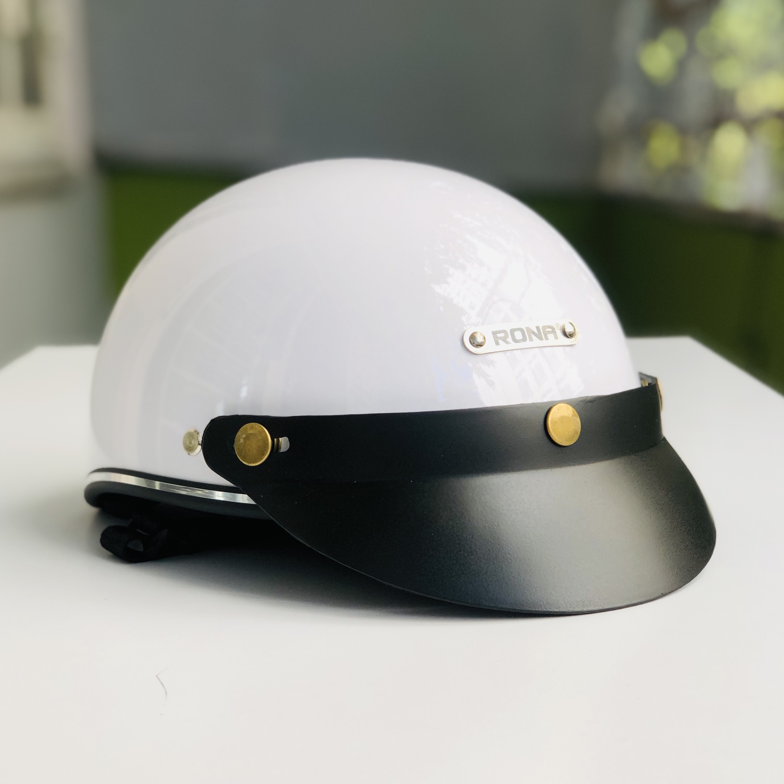 Mũ bảo hiểm nửa đầu RONA hali viền bạc chính hãng, nón bảo hiểm freesize cho nam và nữ