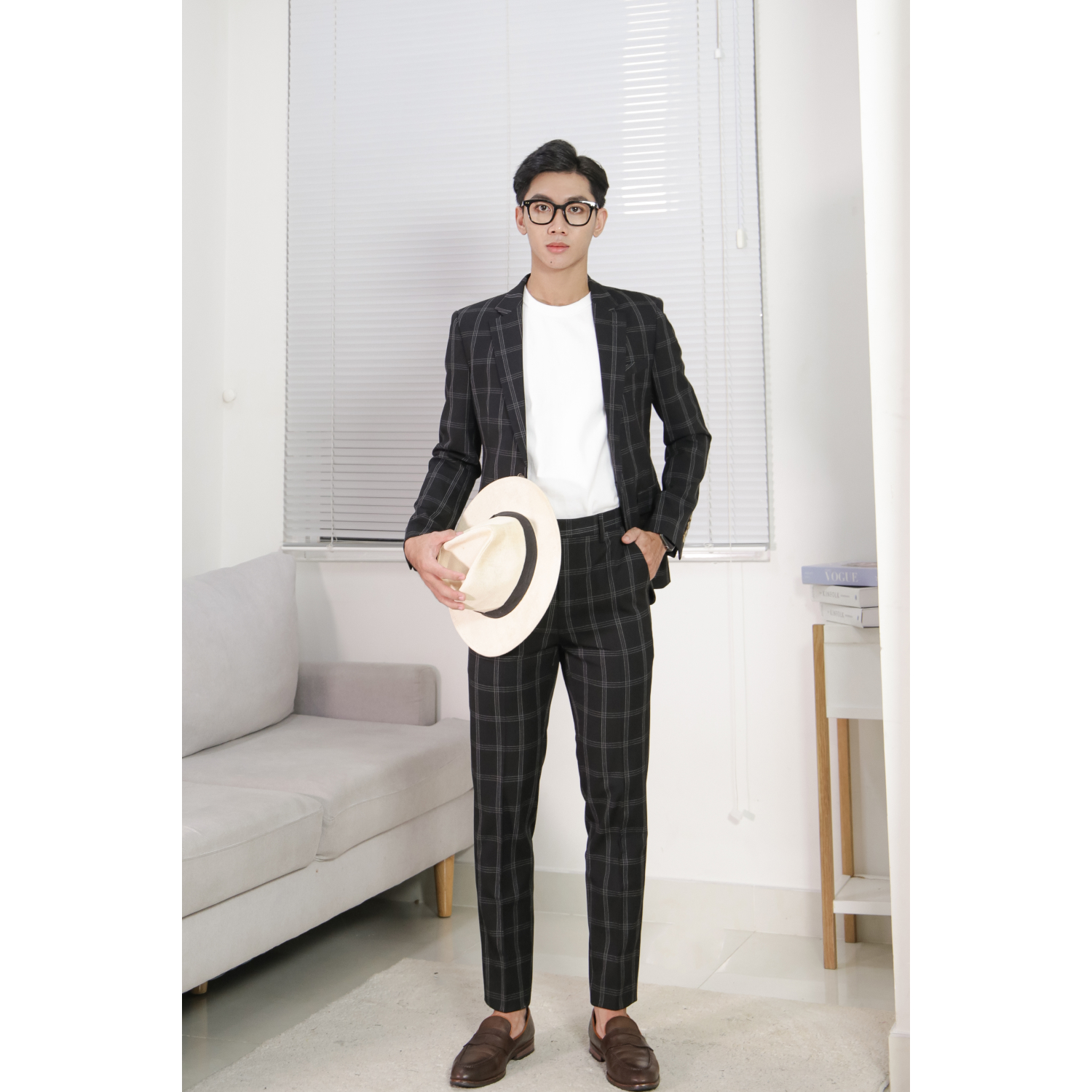 Bộ suit kẻ sọc may đo, thiết kế một hàng khuy xẻ tà giữa, BASIC-CARO-SUIT-2 kiểu dáng Slim Fit phong cách sang trọng - HY.WO