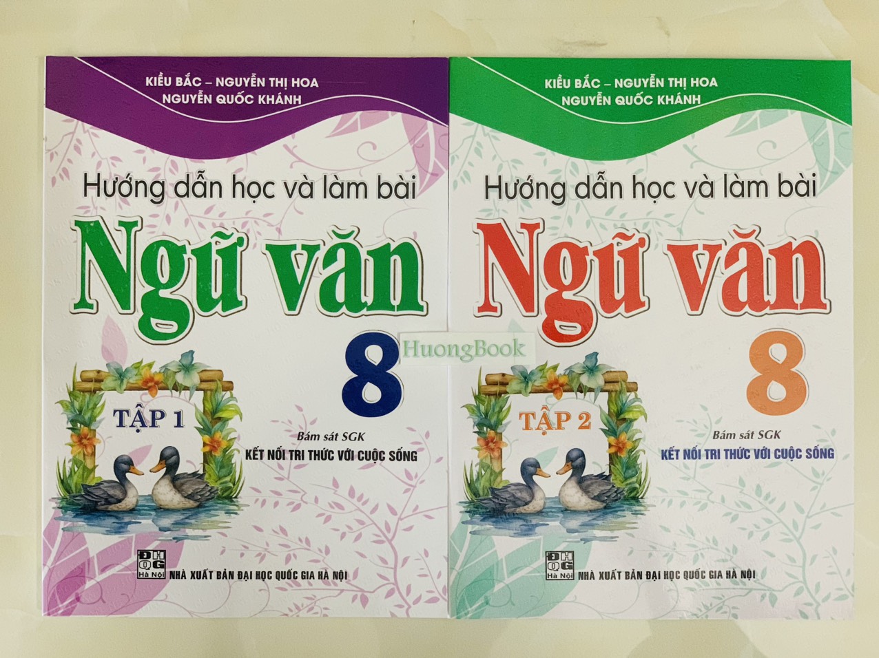 Sách - Hướng Dẫn Học Và Làm Bài Ngữ Văn 8 - Tập 1 (Bám Sát SGK Kết Nối Tri Thức Với Cuộc Sống) -HA