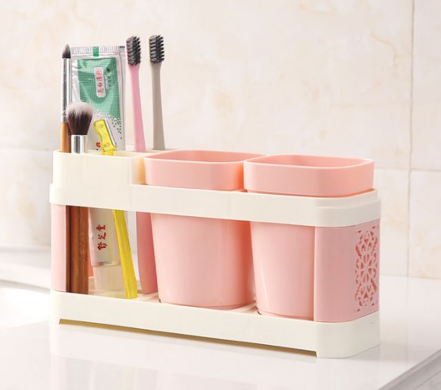 Kệ đựng 2 ly và bàn chải đánh răng để bàn
