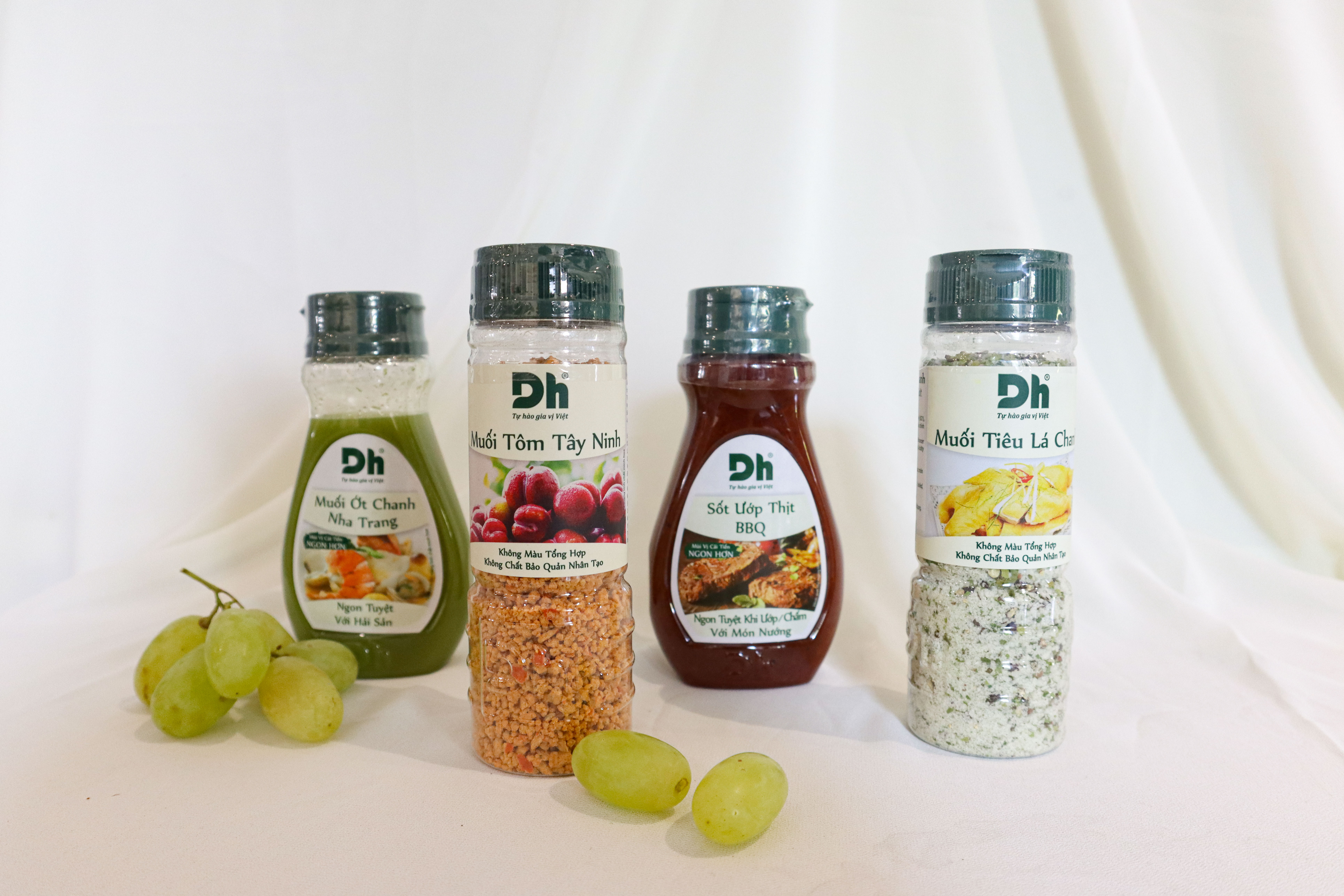 Hộp Gia Vị Muối Sốt Dh Foods (Muối Tôm Tây Ninh, Muối Tiêu Lá Chanh, Muối Ớt Chanh Nha Trang, Sốt Ướp Thịt BBQ)