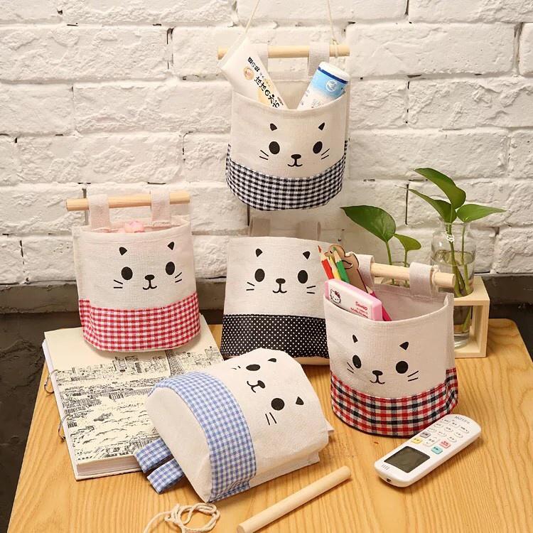 TÚI VẢI TREO TƯỜNG HÌNH MÈO ĐÁNG YÊU ĐỰNG ĐỒ , TRANG TRÍ NHÀ CỬA , CHỨA VẬT DỤNG GỌN GÀNG , NGĂN NẮP