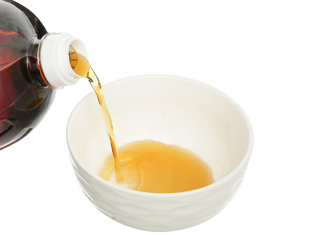 Chai 2 Lít, Nước mắm Cá Cơm 15 độ đạm- 584 Nha Trang - Nước mắm Truyền Thống, Date luôn mới.