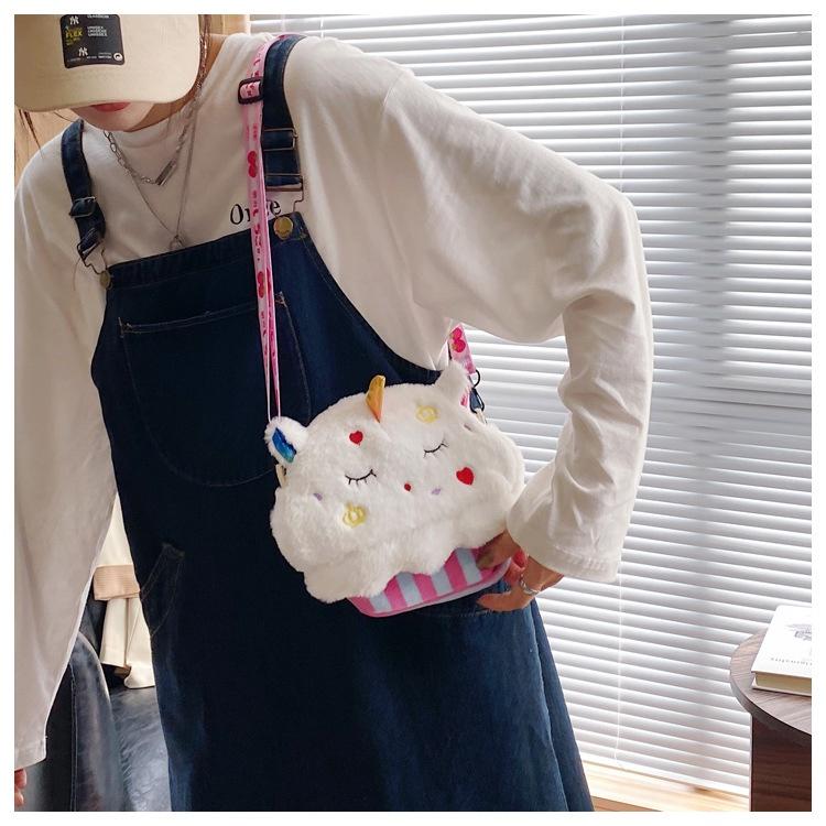 Túi đeo chéo mini cho nữ, cho bé gái hình thú bông mây phong cách ngọt ngào