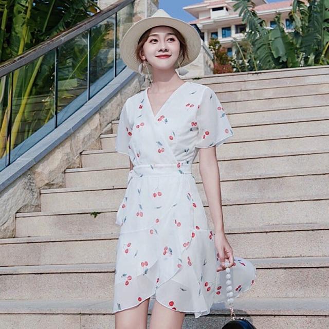 ĐẦM DÁNG XÒE ĐẦM DẠO PHỐ Đầm váy cherry đỏ đắp tà