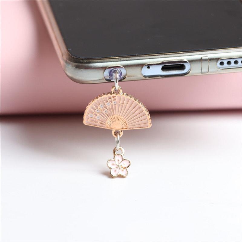 Nút Cắm Lỗ Cắm Tai Nghe Chống Bụi Hình Hoa Nhỏ Thông Dụng Cho Điện Thoại Di Động