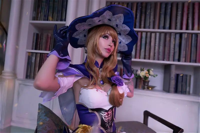 hình cosplay chapter 379 9