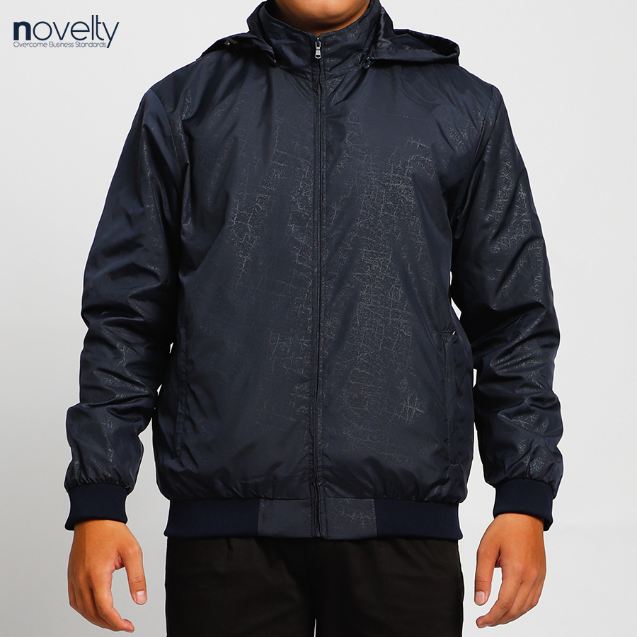 Áo jacket nam in chìm nón rời Novelty xanh đen 2203252