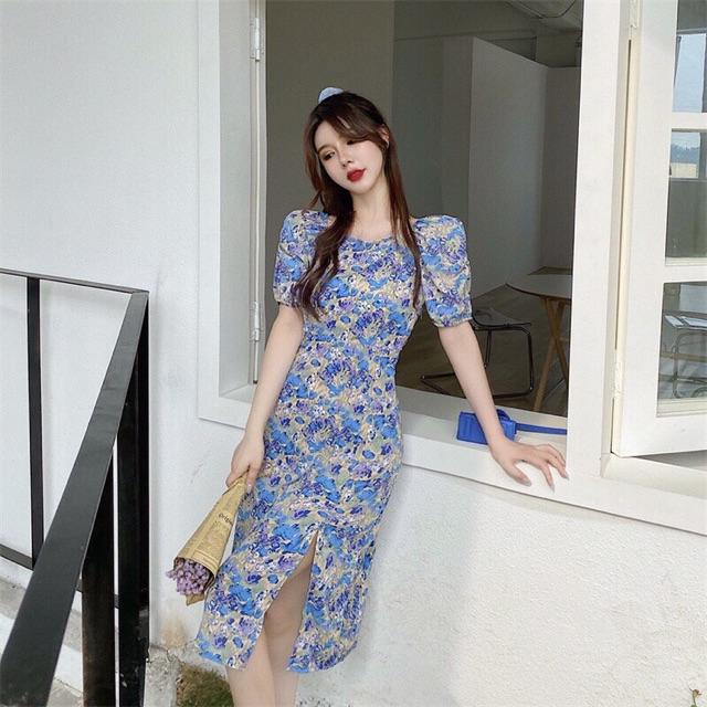 Đầm xoè hoa
