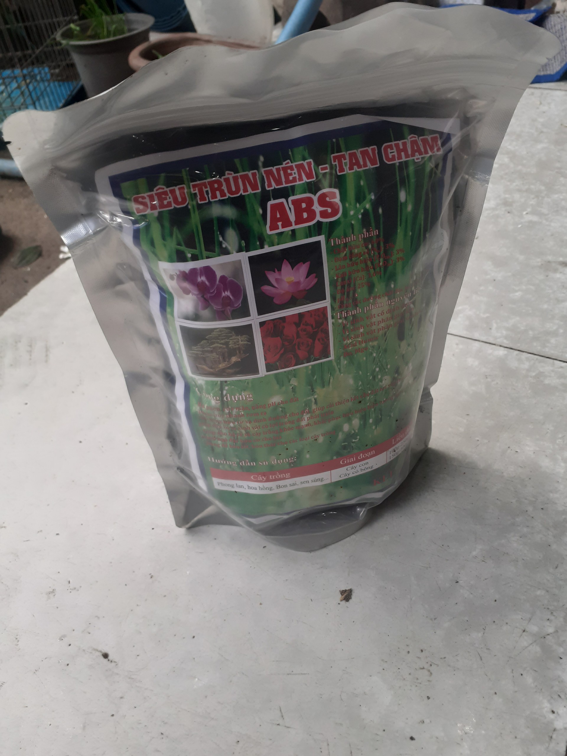 Phân trùn quế siêu trùn nén tan chậm bịch 1 ký.