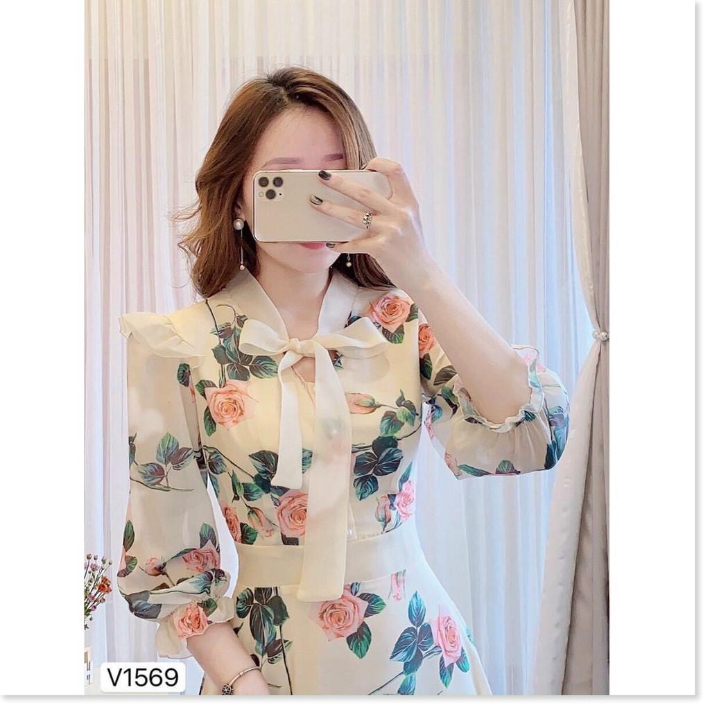 ĐẦM HOA NƠ PHỐI VOAN,THIẾT KẾ HỌA TIẾT HOA VÔ CÙNG SANG TRỌNG,ĐẶC BIỆT LÀ CHẤT LIỆU VÃI THOÁNG MÁT 1HIT1 FASHION