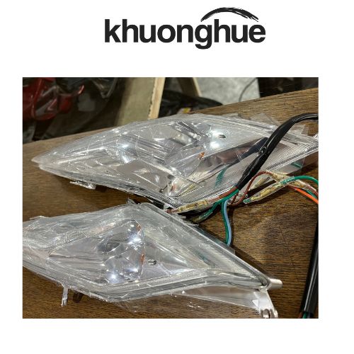 Bộ Đèn Xi Nhan Trước Xe Galaxy (Led Trắng) Chính Hãng SYM